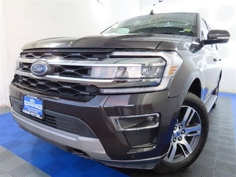 2023 Ford Expedition Limited's photo