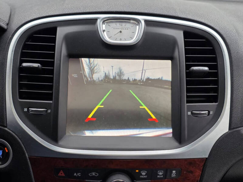 2012 Chrysler 300 Limited