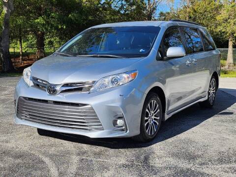 2019 Toyota Sienna for sale at Easy Deal Auto Brokers in Miramar FL