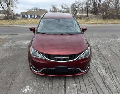2018 Chrysler Pacifica Touring Plus
