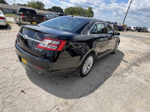 2019 Ford Taurus Limited