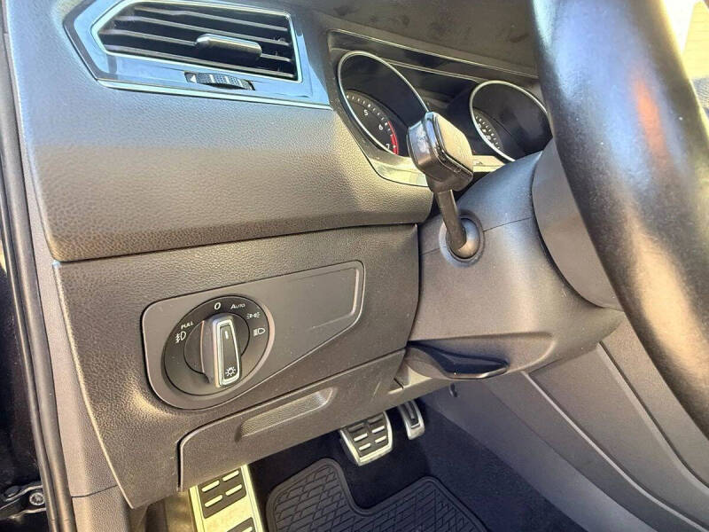 2020 Volkswagen Tiguan SE R-Line Black