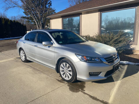 2013 Honda Accord for sale at VITALIYS AUTO SALES in Chicopee MA