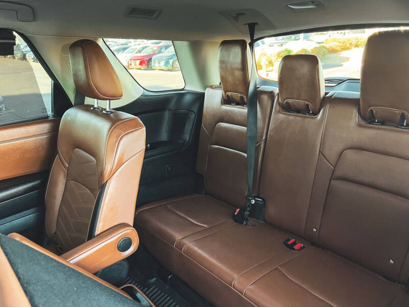 2024 Nissan Pathfinder Platinum