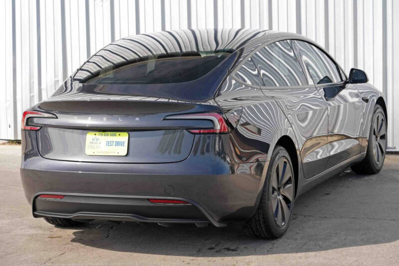 2025 Tesla Model 3 Long Range