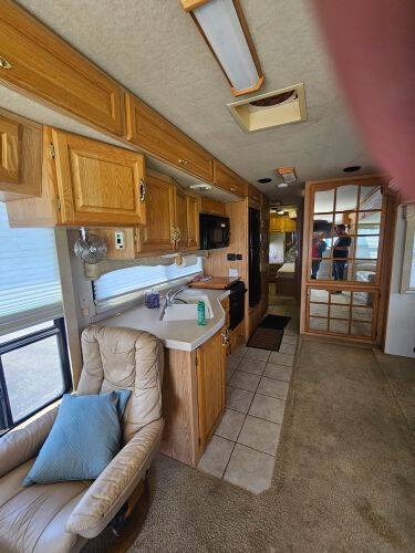 2002 Freightliner XC Chassis