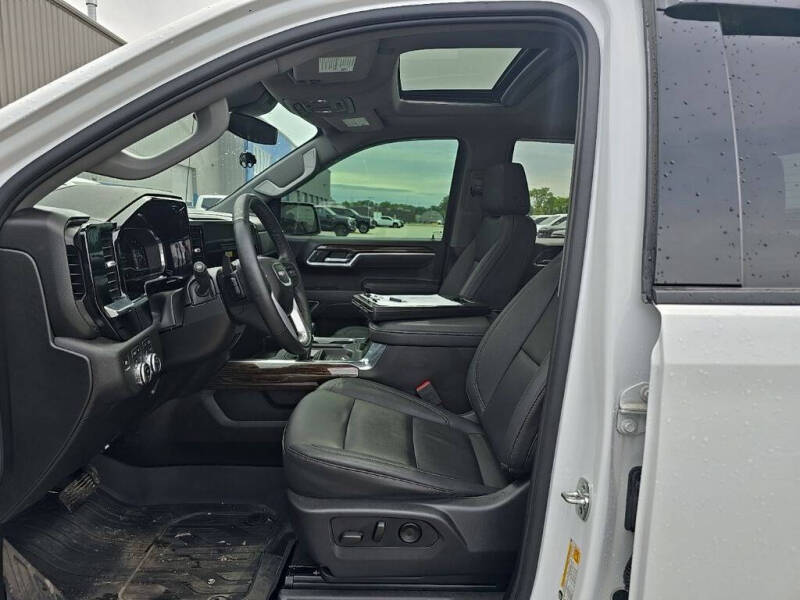 2025 GMC Sierra 1500
