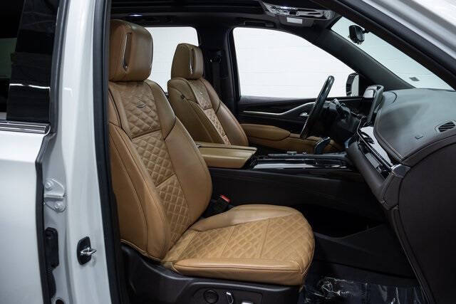 2022 Cadillac Escalade Premium Luxury