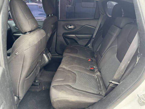 2019 Jeep Cherokee Latitude