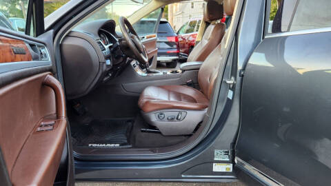 2012 Volkswagen Touareg VR6 Executive