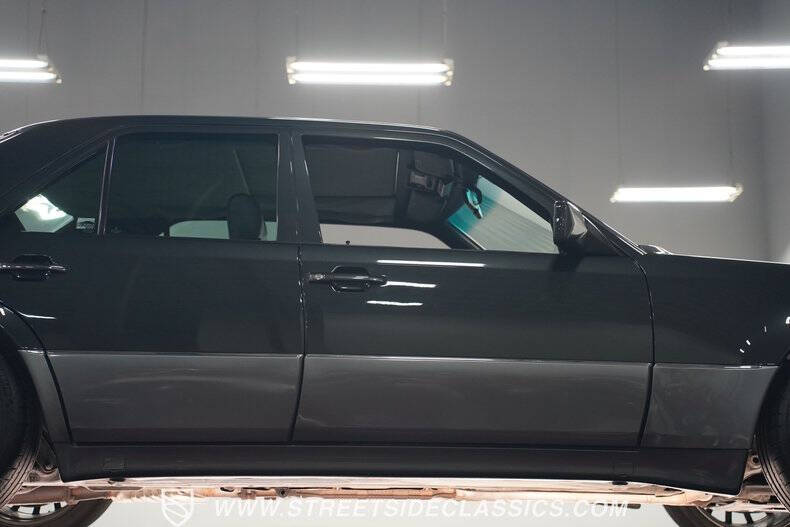 1993 Mercedes-Benz 500-Class 500 E