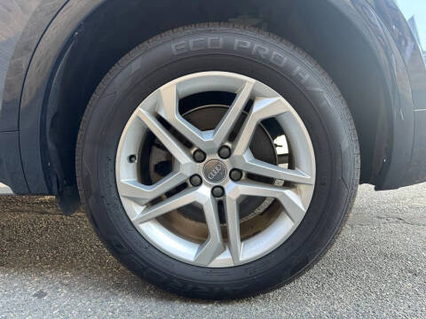 2019 Audi Q5 quattro Premium 45 TFSI