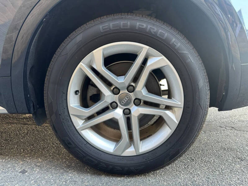 2019 Audi Q5 quattro Premium 45 TFSI