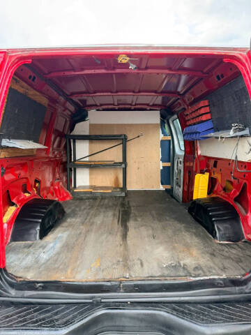2011 Ford E-Series E-350 SD