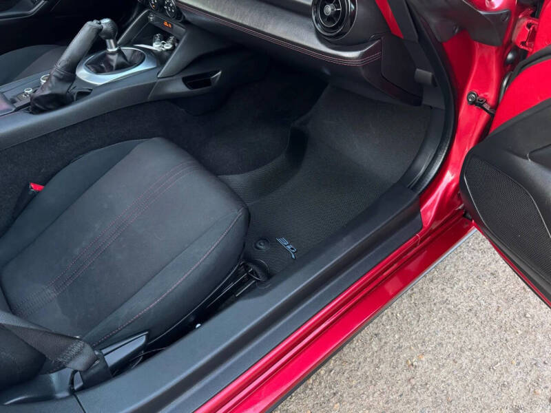 2017 Mazda MX-5 Miata RF Club