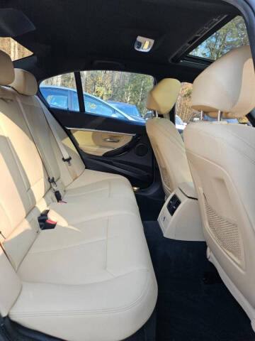 2018 BMW 3 Series 330i xDrive