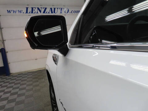 2025 GMC Yukon Elevation