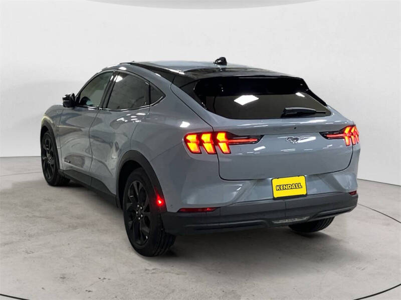 2024 Ford Mustang Mach-E Select