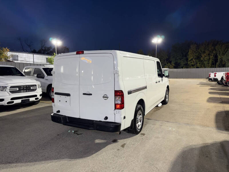 2021 Nissan NV 1500 SV