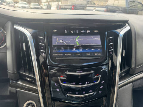 2017 Cadillac Escalade ESV Platinum