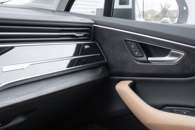 2026 Audi Q7 quattro Premium 55 TFSI