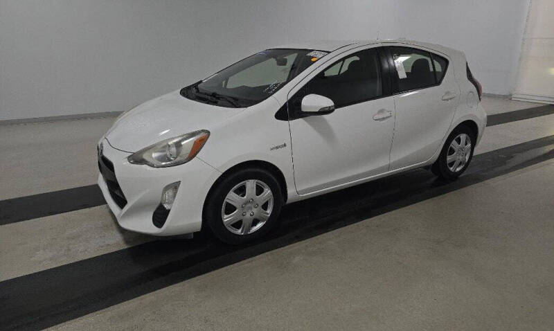 2016 Toyota Prius c Two