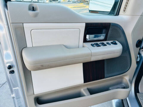 2006 Lincoln Mark LT