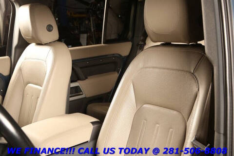 2022 Land Rover Defender 110 SE