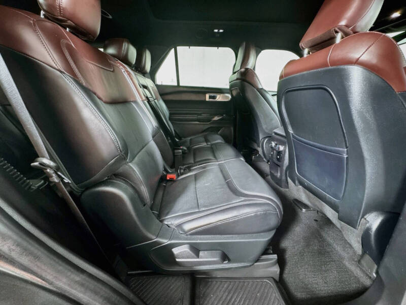 2020 Ford Explorer Platinum