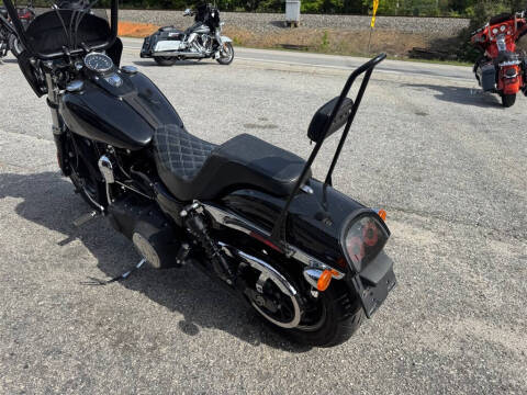 2016 Harley-Davidson FXDF103 -