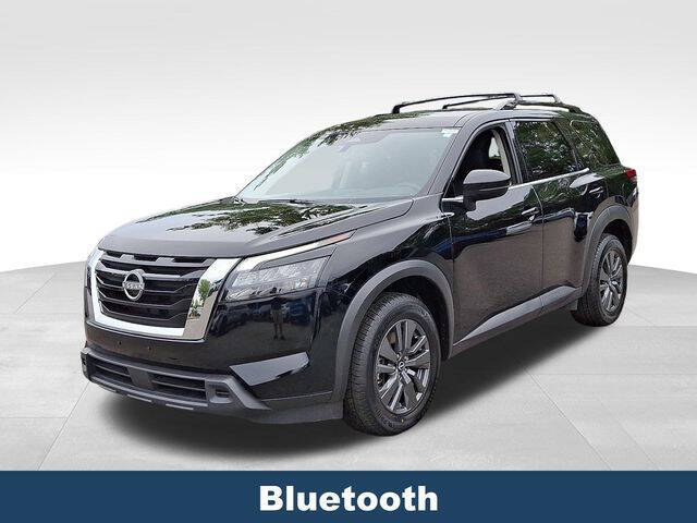 2023 Nissan Pathfinder SV