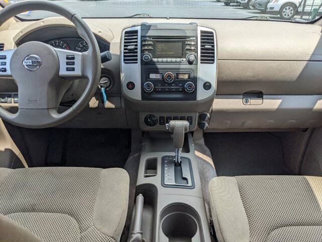 2014 Nissan Frontier 11