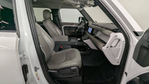 2020 Land Rover Defender 110 S