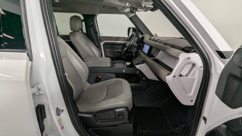 2020 Land Rover Defender 110 S