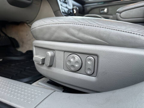 2000 Audi A8 quattro