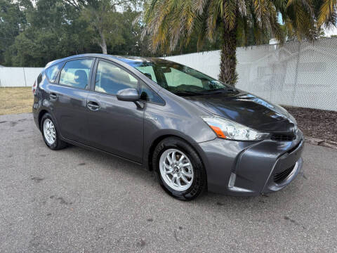 2015 Toyota Prius v Four