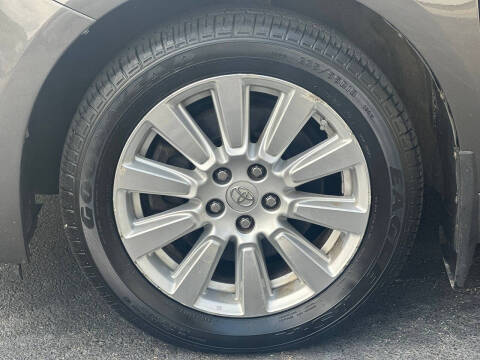 2017 Toyota Sienna LE 7-Passenger