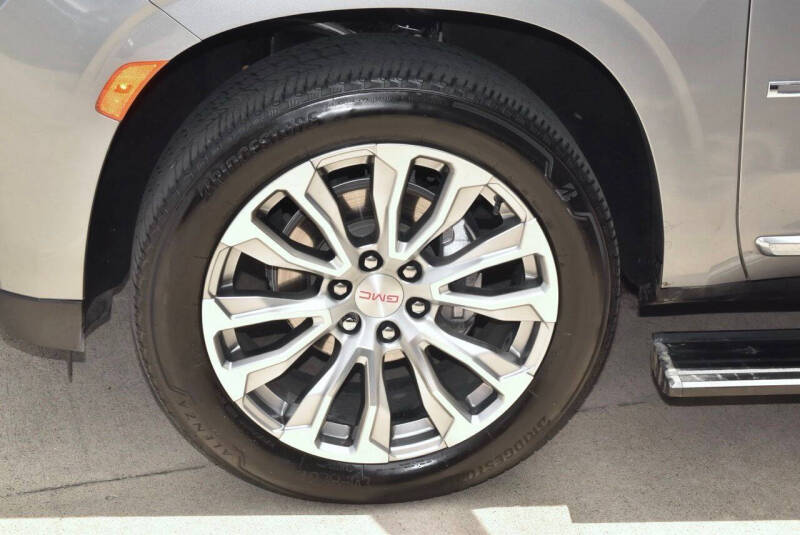 2023 GMC Yukon Denali