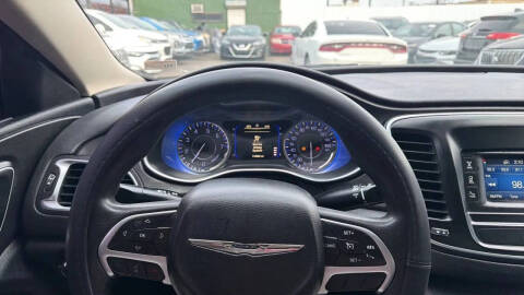 2016 Chrysler 200