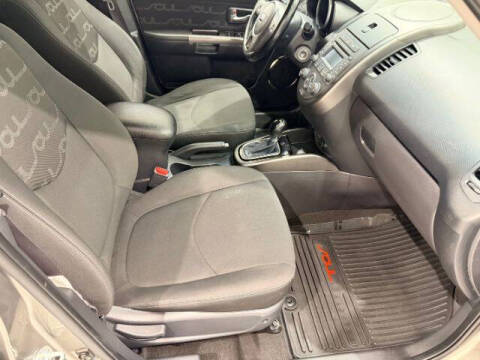 2013 Kia Soul +