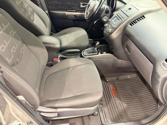 2013 Kia Soul +