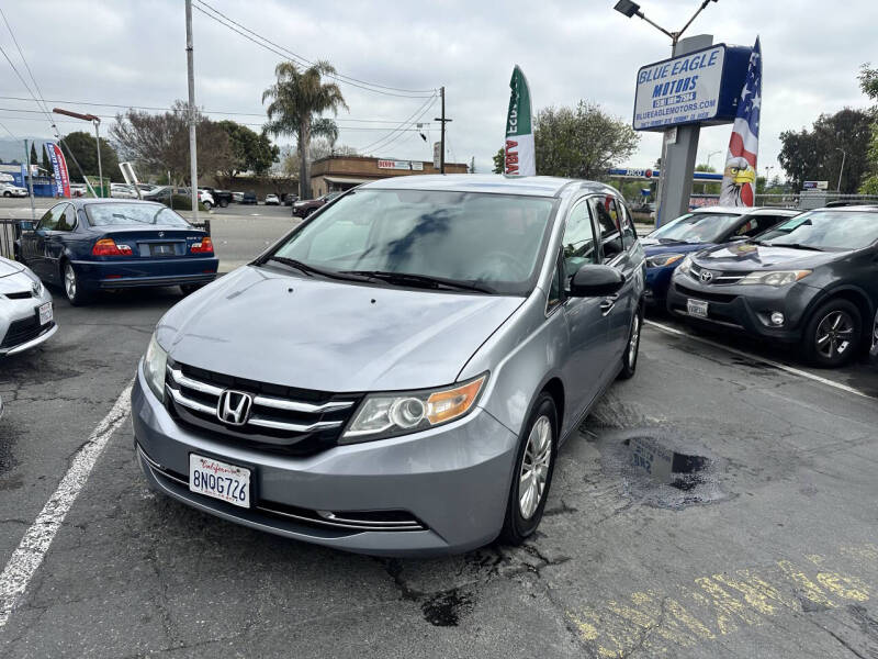 2017 Honda Odyssey LX's photo