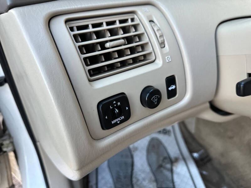 2001 Toyota Avalon XLS