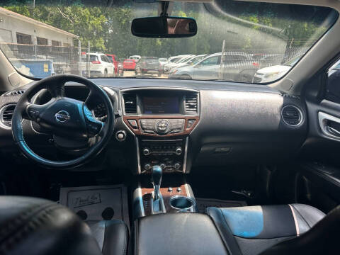 2013 Nissan Pathfinder Platinum