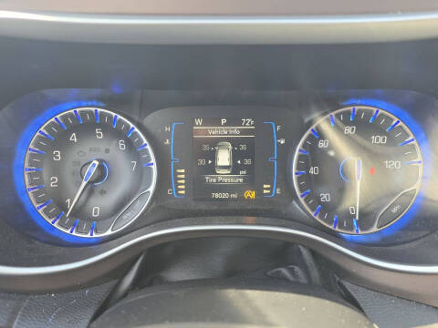 2017 Chrysler Pacifica Touring-L