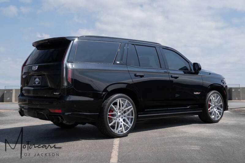 2023 Cadillac Escalade-V