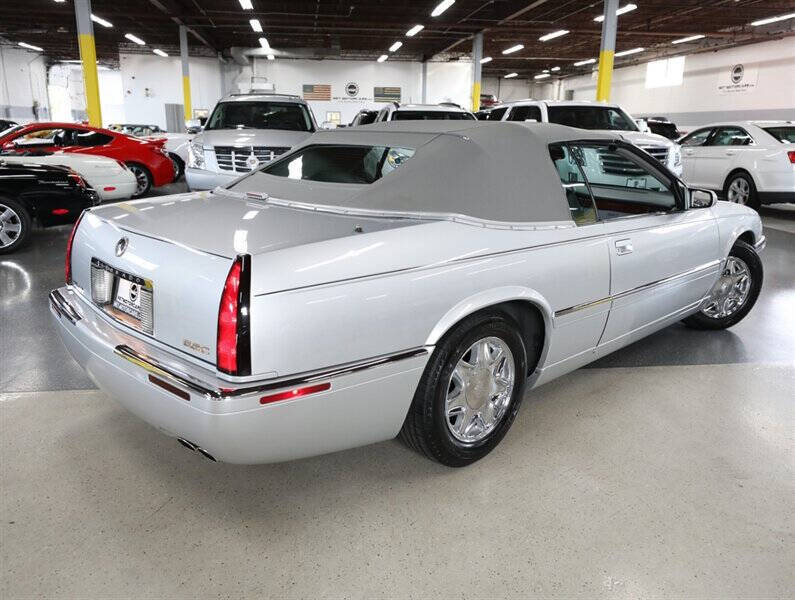 2002 Cadillac Eldorado ESC