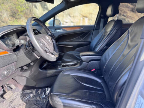 2017 Lincoln MKC Select