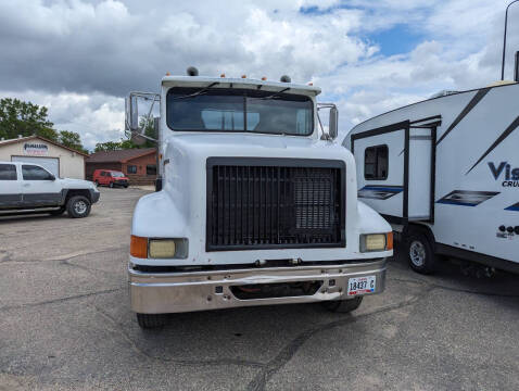 1993 International 9200 Day Cab