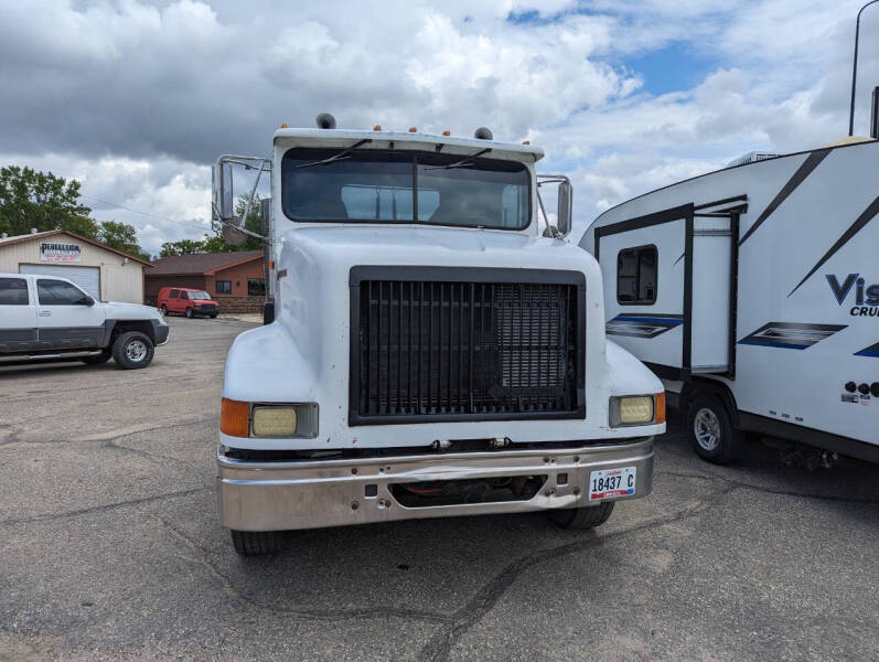 1993 International 9200 Day Cab